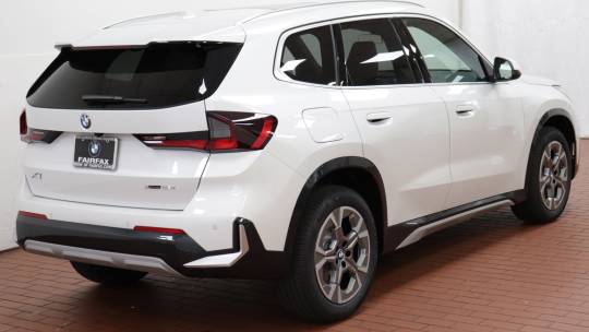 2025 BMW X1