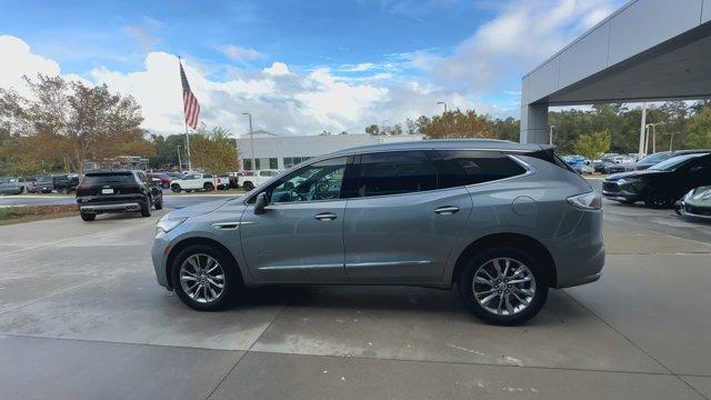 2024 buick enclave avenir