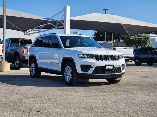 2023 jeep grand cherokee laredo