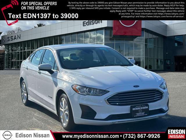 2019 ford fusion hybrid se