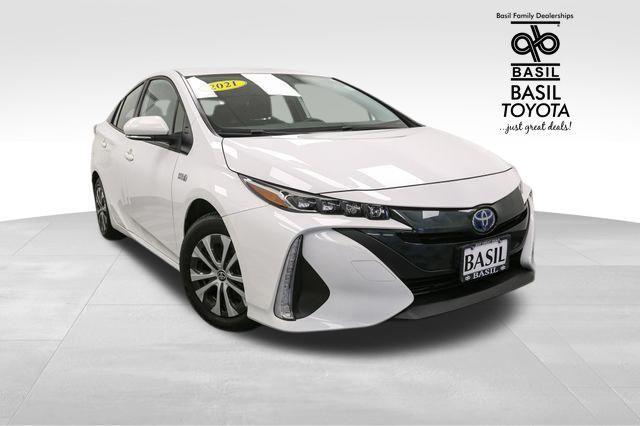 2021 toyota prius prime le