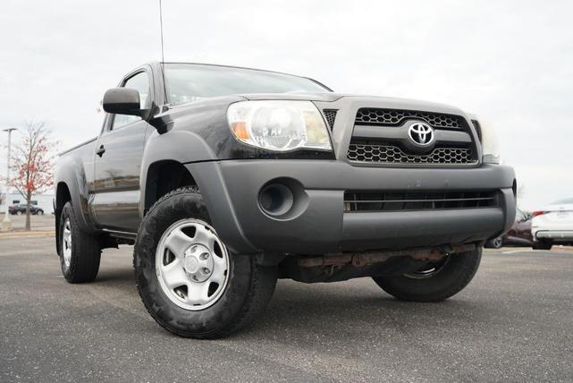 2011 toyota tacoma base