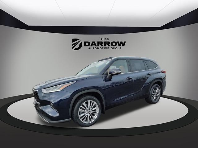 2022 toyota highlander platinum