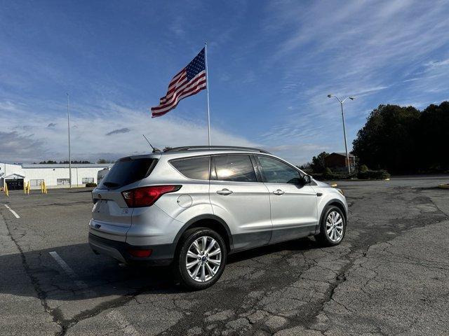 2019 ford escape sel