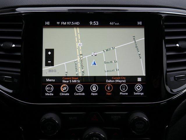 2022 jeep grand cherokee laredo