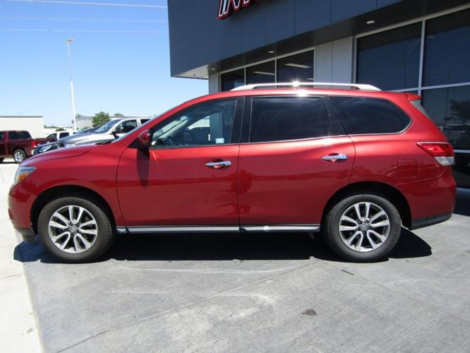 used 2013 nissan pathfinder 2wd sv omaha, ne 68117 for sale in omaha, nebraska