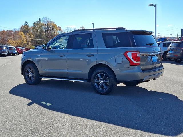 2019 ford expedition xlt