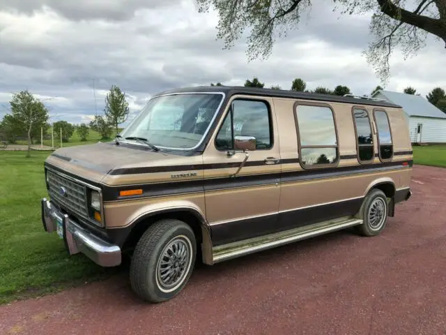 1983 ford econoline van