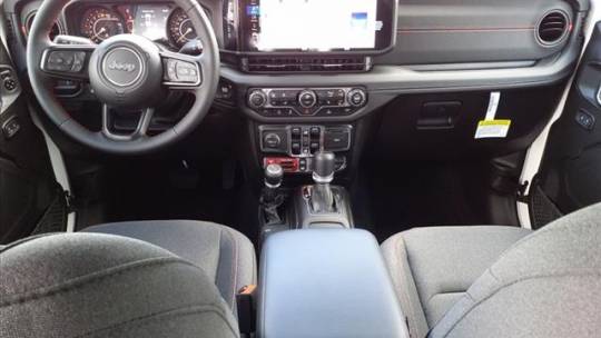 2024 Jeep Gladiator