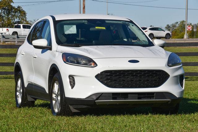 2021 ford escape se