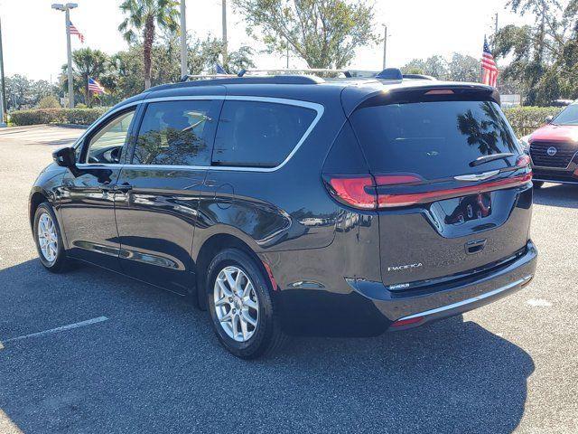 2022 chrysler pacifica touring-l