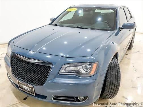 2014 chrysler 300 in milwaukee, wisconsin
