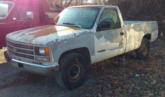 1993 chevrolet cheyenne 2500 pick up truck