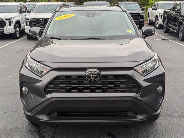 2019 toyota rav4 xle