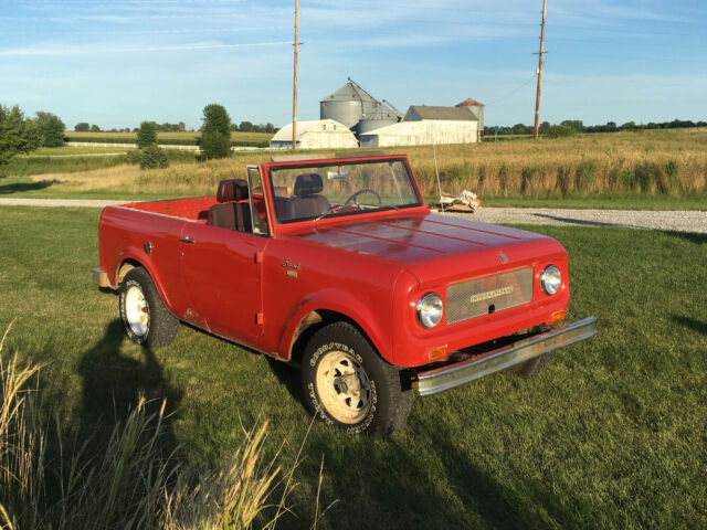 rare red '68 scout with removable white top - daily driver