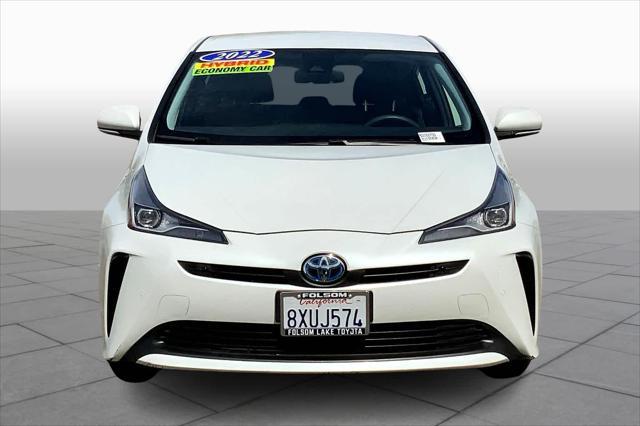 2022 toyota prius le
