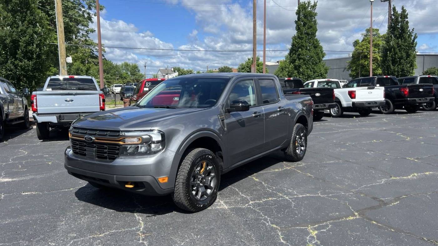 2024 ford maverick lariat