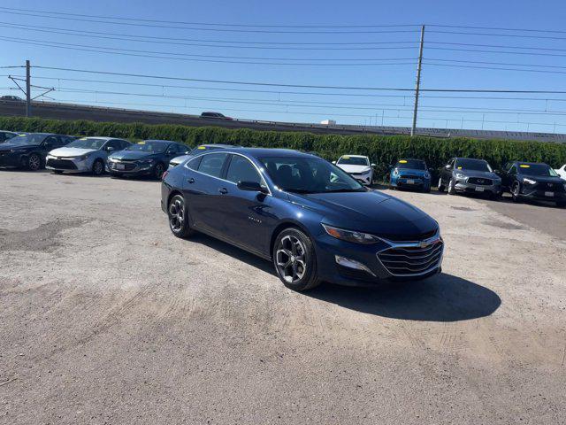 2022 chevrolet malibu fwd lt