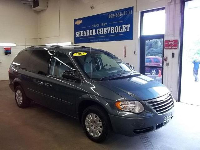 2007 chrysler town & country lx for sale in south burlington, vermont