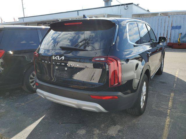 2022 kia telluride lx