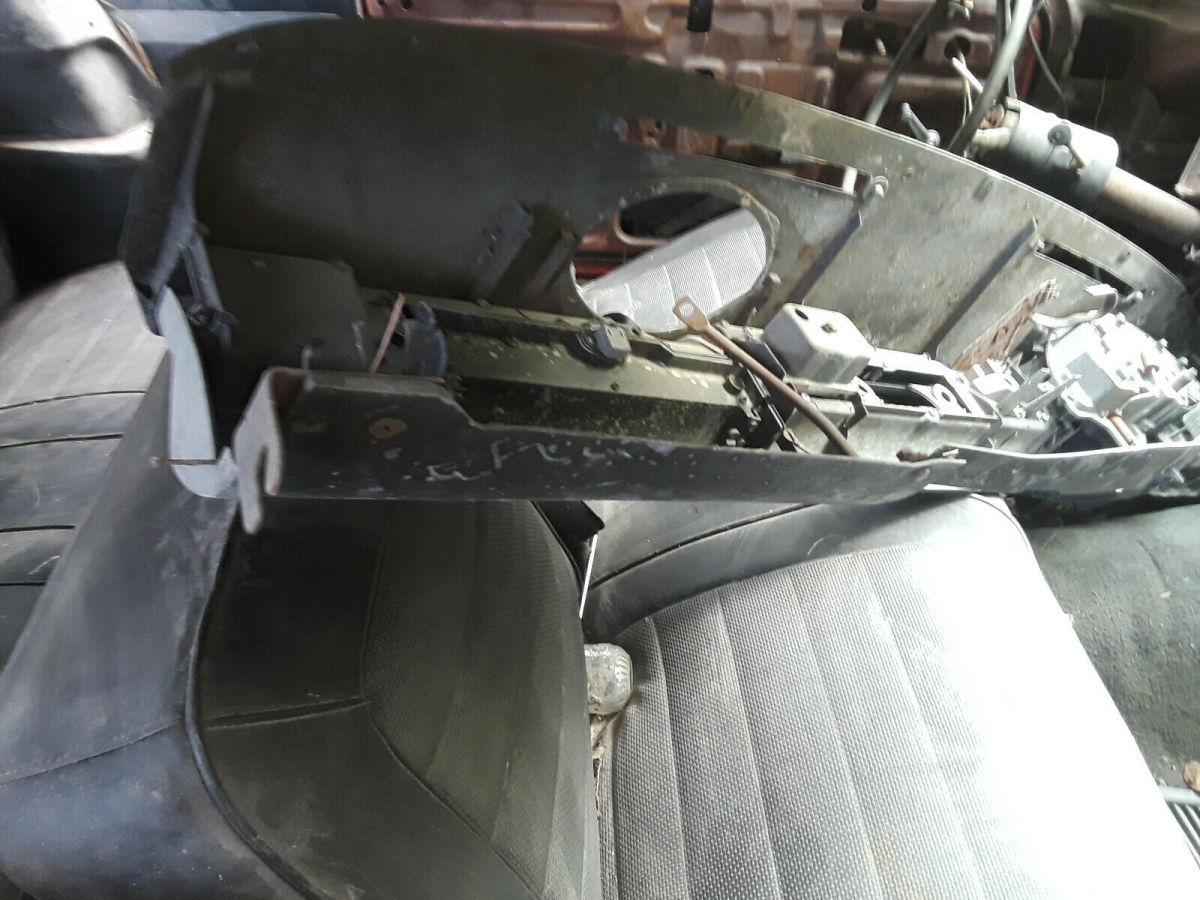 goodfellas car!! chrysler newport convertible with 383 4 barell + 727 trans