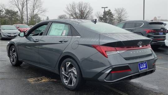 2024 Hyundai Elantra