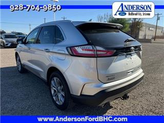 2019 Ford Edge titanium