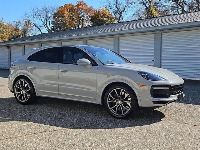 2022 porsche cayenne turbo coupe awd