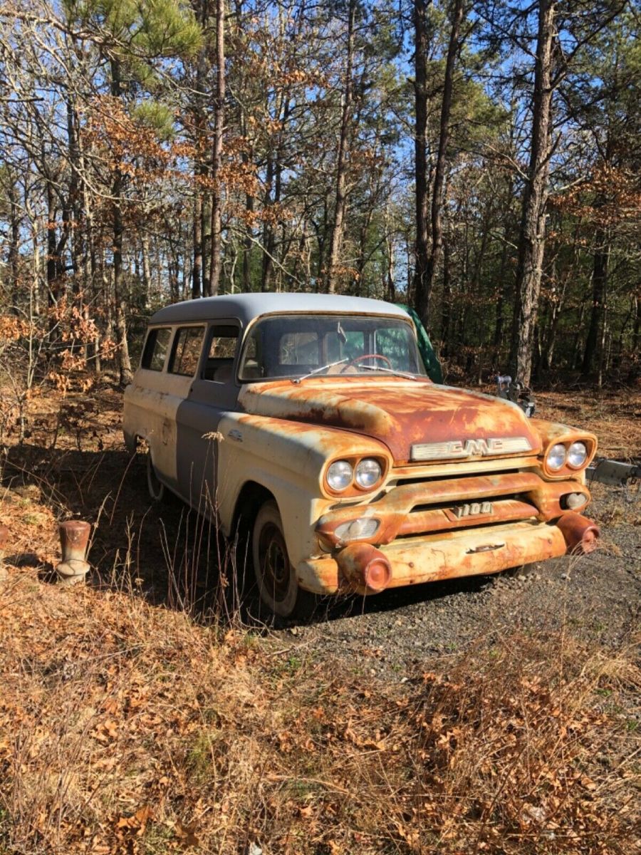 1959 gmc california clamshell suburban original motor 4 sp trans 3 row of seats