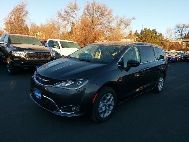 2019 chrysler pacifica touring plus touring plus 4dr mini-van for sale in billings, montana