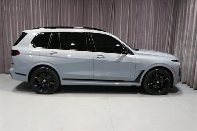 2023 bmw x7 m60i
