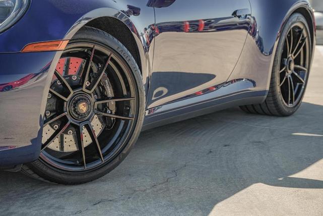 2024 porsche 911 carrera gts