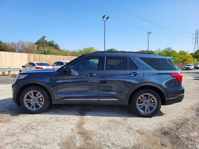 2023 ford explorer xlt