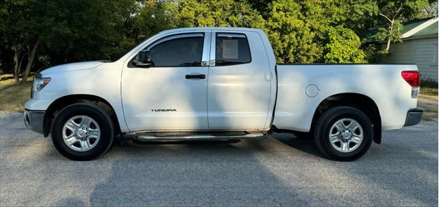 2010 toyota tundra grade