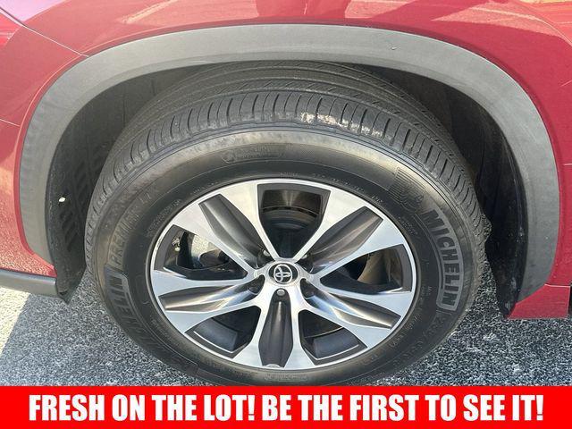 2020 toyota highlander l 60