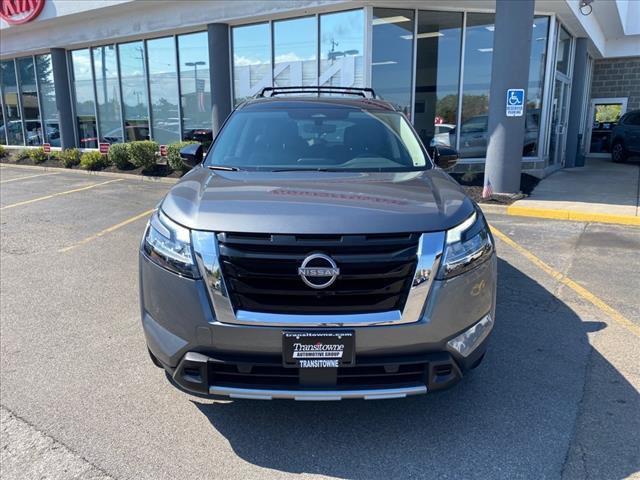 2023 nissan pathfinder sl