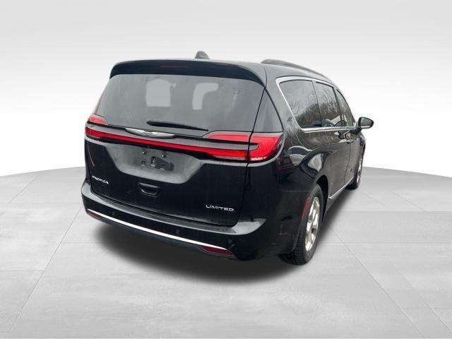 2022 chrysler pacifica limited