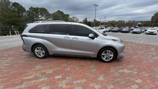 2021 Toyota Sienna
