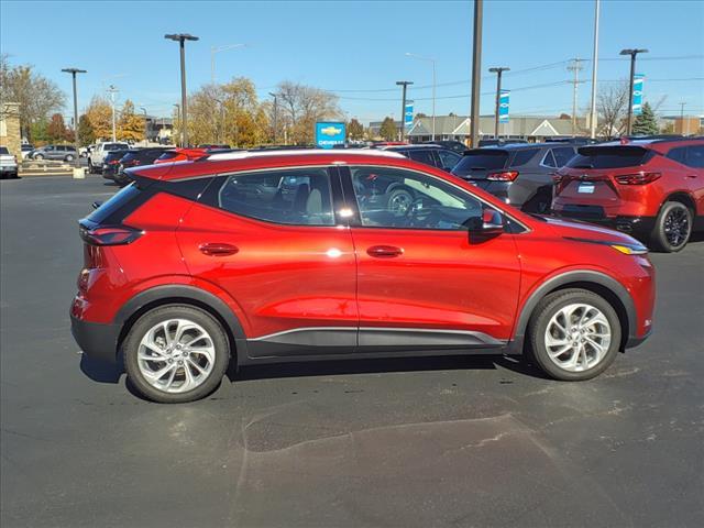 2023 chevrolet bolt euv lt