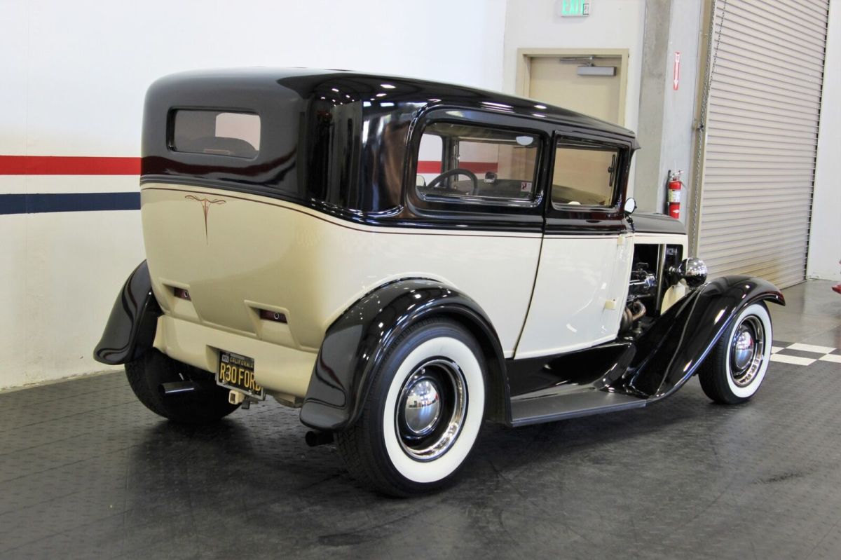 1930 ford sedan tudor