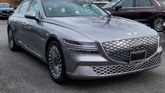 2023 Genesis G80