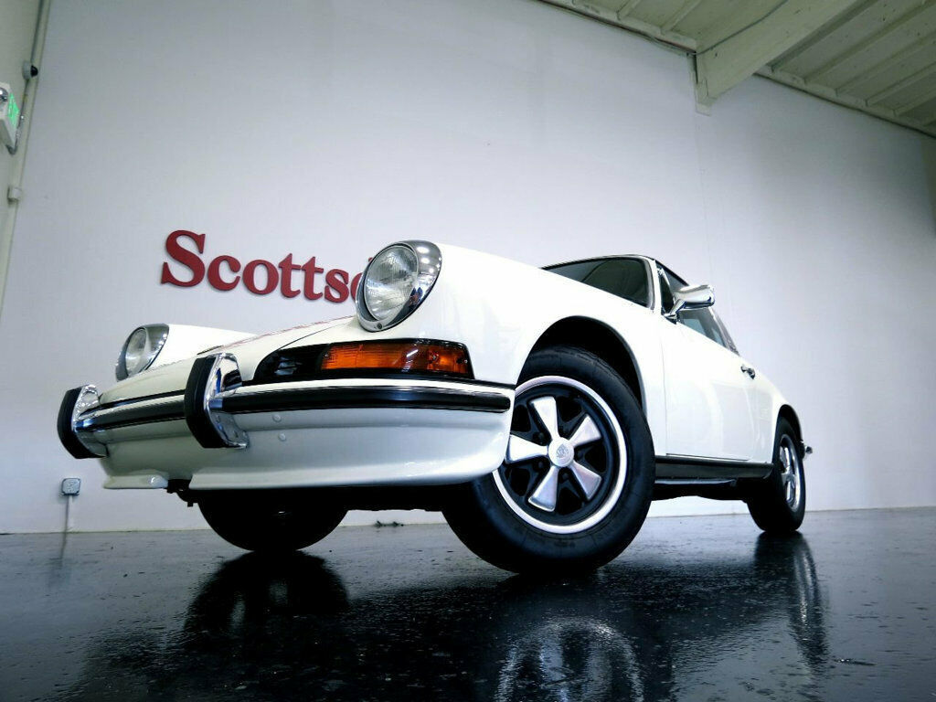 1973.5 porsche 911t targa * only 54k miles * complete restoration * none nicer!