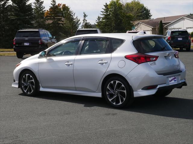 2017 toyota corolla im base
