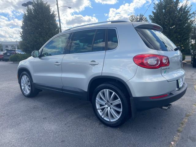 2011 volkswagen tiguan se