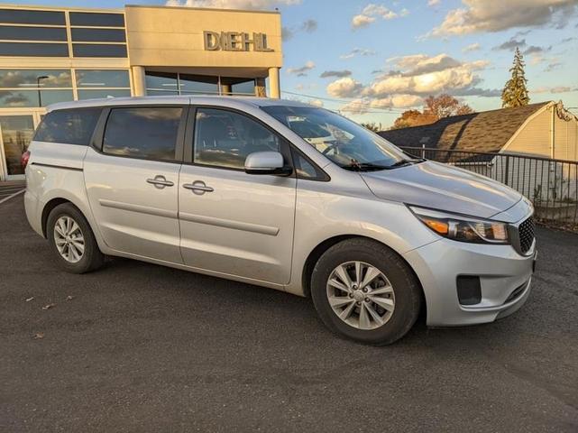 2017 kia sedona lx