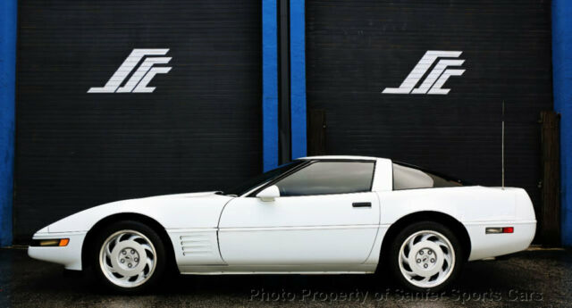 1992 chevrolet corvette 35k miles automatic red leather financingavailable trade