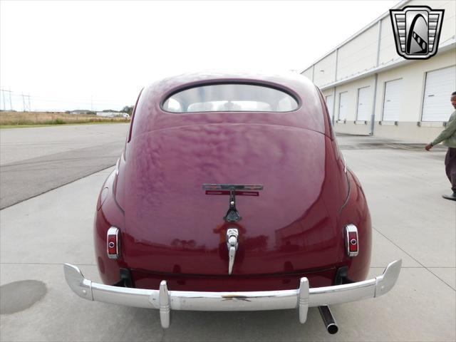 1941 ford deluxe base