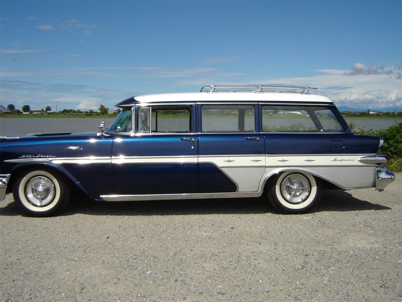 1957 pontiac safari