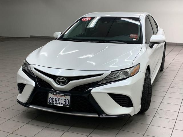 2019 toyota camry xse