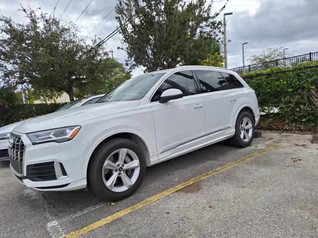2022 audi q7 45 premium